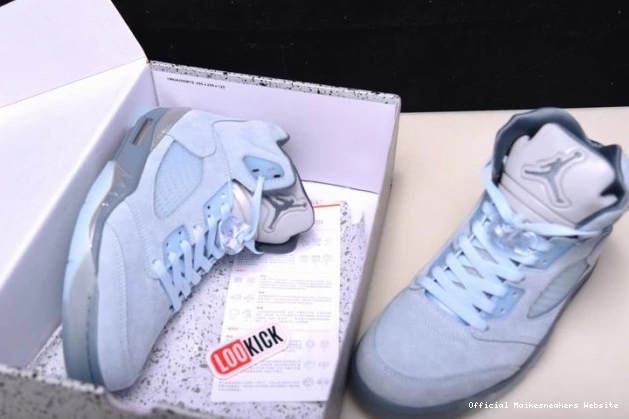 Official Maikesneakers DD9336-400 Air (W) Retro 5 Bluebird Jordan 0814